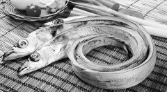 恐怖！甲醛帶魚流入市場，這樣的帶魚不要買！